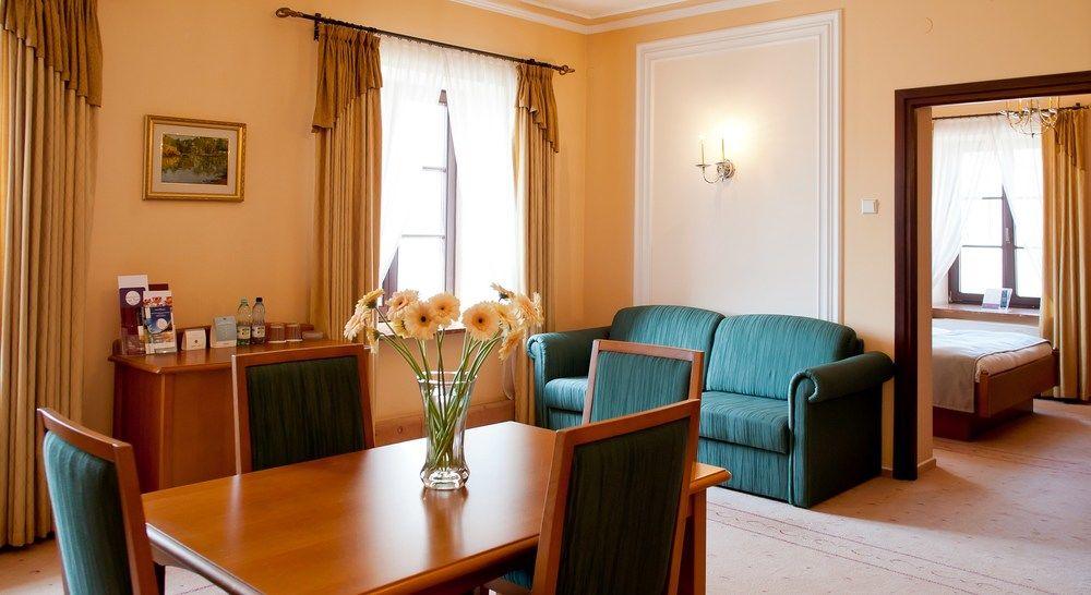 Hotel Zamojski Zamość Esterno foto