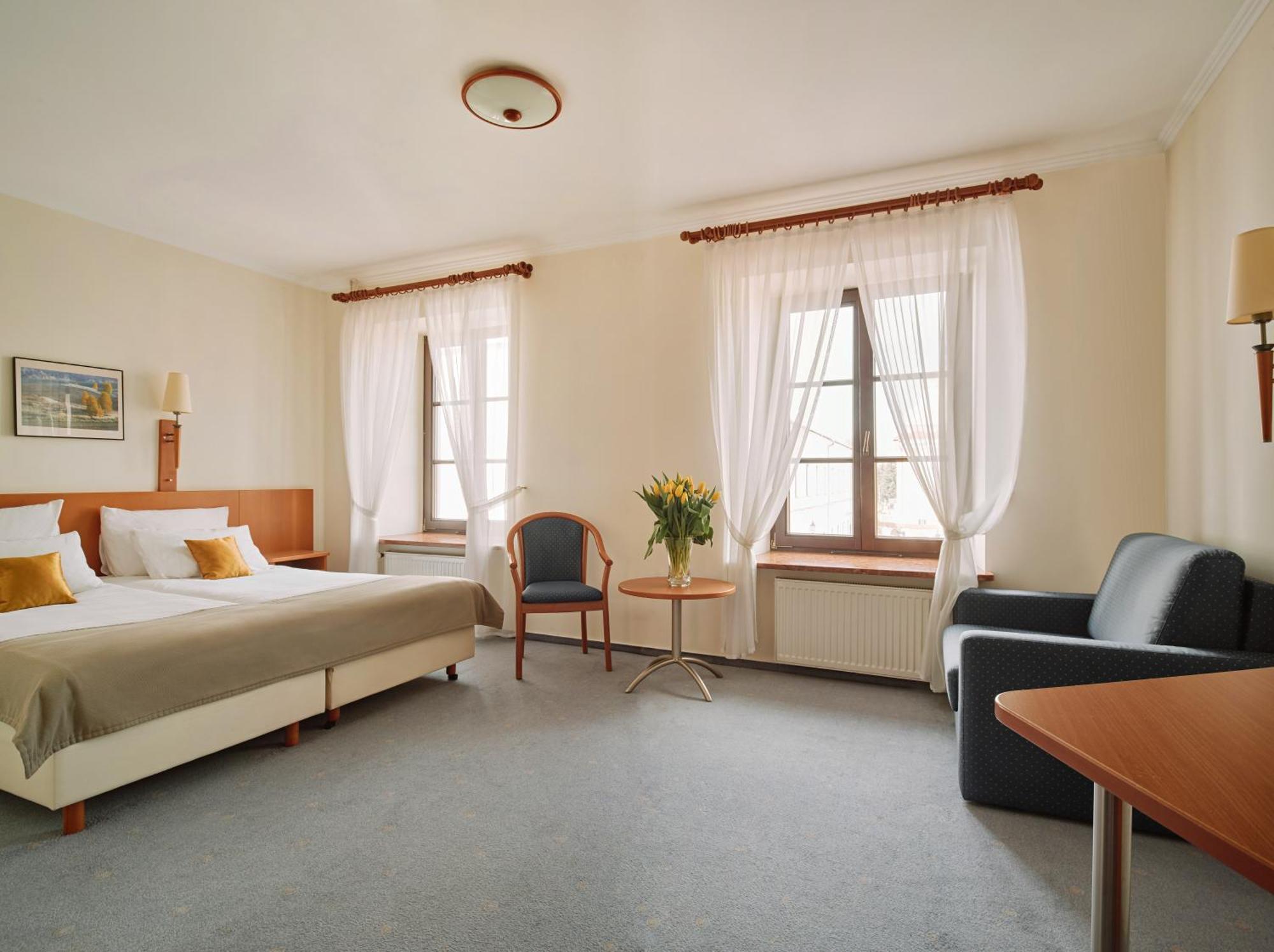 Hotel Zamojski Zamość Esterno foto