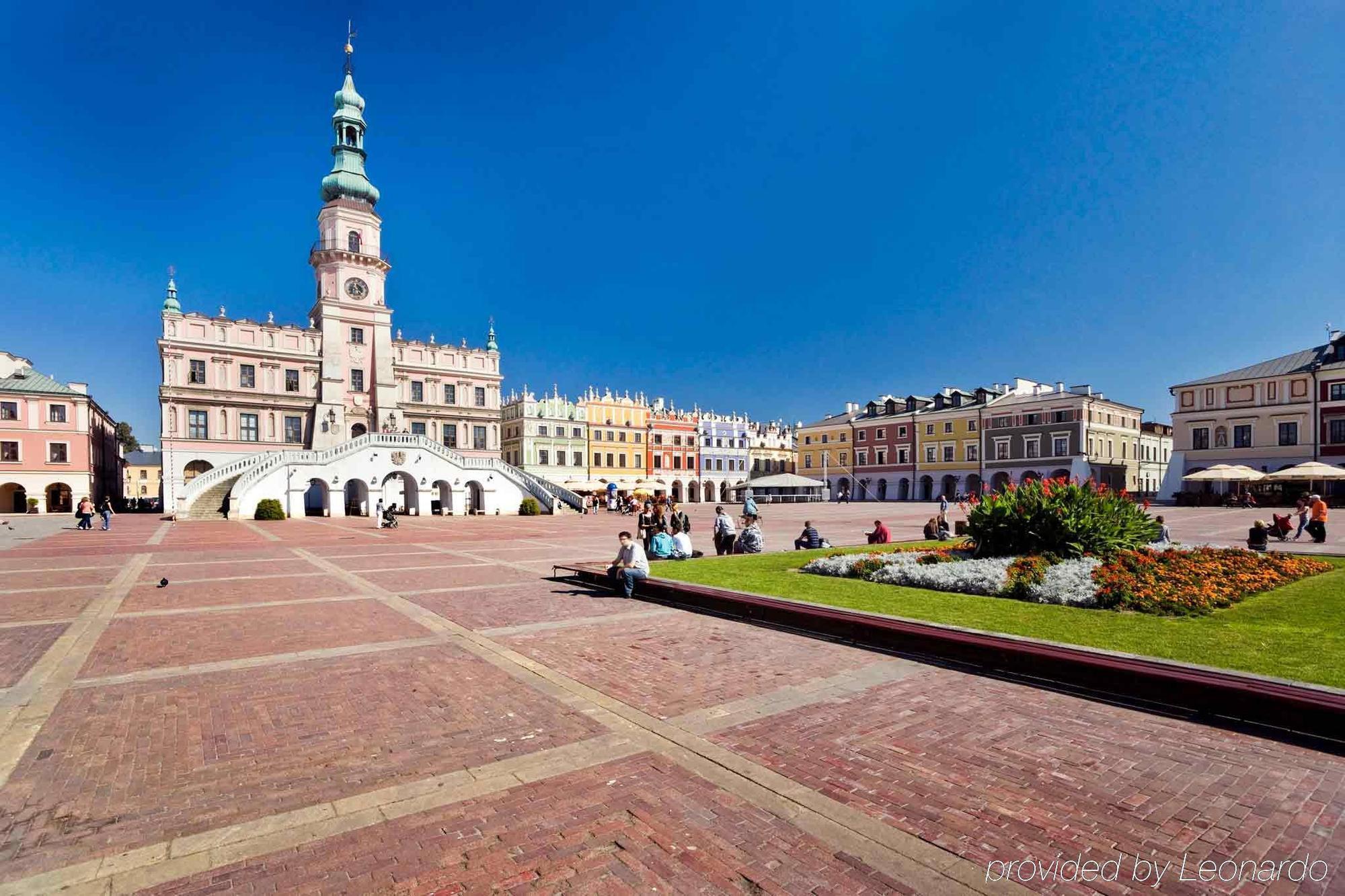 Hotel Zamojski Zamość Esterno foto