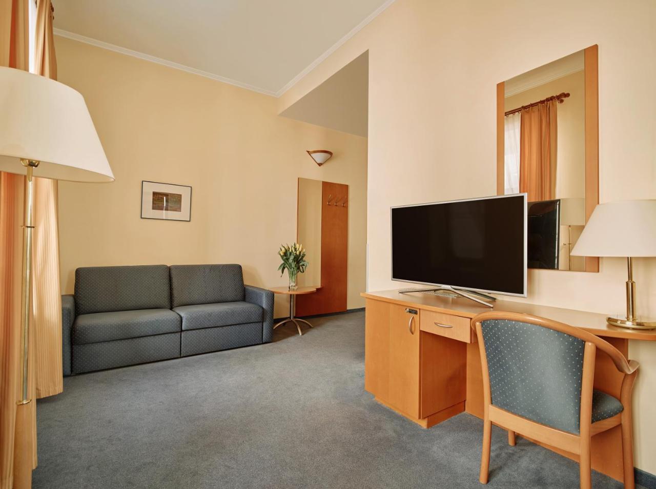 Hotel Zamojski Zamość Esterno foto