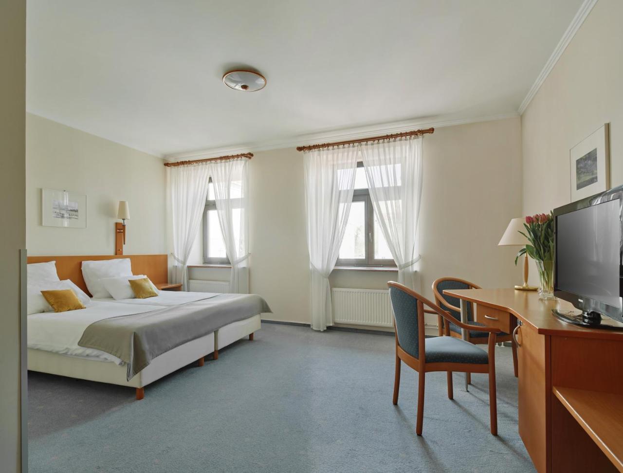 Hotel Zamojski Zamość Esterno foto